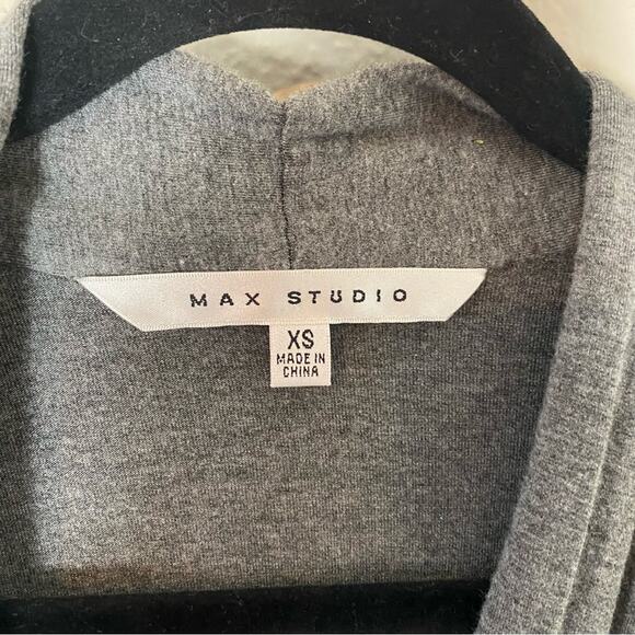 Max Studio Gray Surplice Neck Sleeveless Jogger Jumpsuit Size XS - Picture 7 of 9